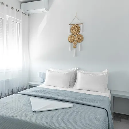 The Tree Houses Santorini Perissa  Exterior photo
